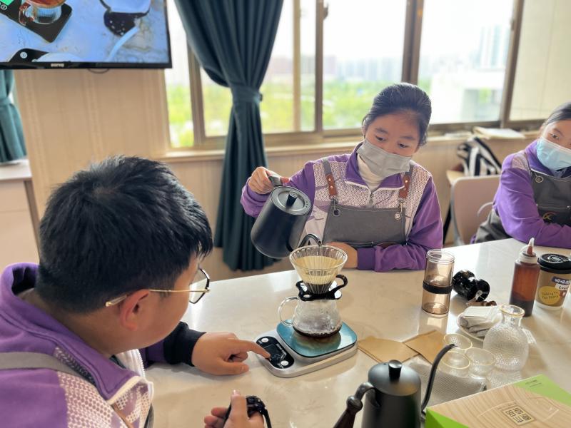 5、學生自制意式濃縮咖啡.JPG